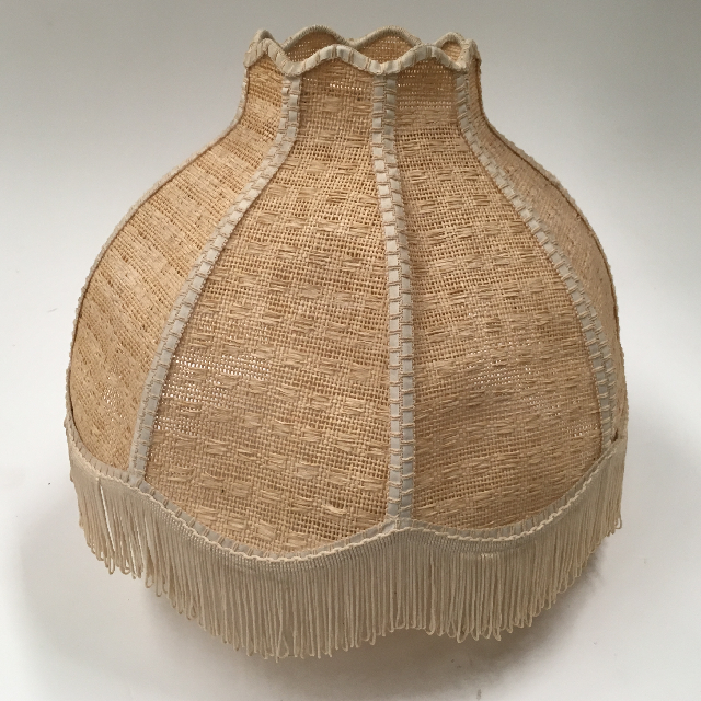 LAMPSHADE, Natural Woven -  Scalloped Pendant w Fringe (Medium)